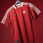 Manchester United X Terrace Icons Red - 25/26